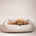 Load image into Gallery viewer, QUADRO PONY BED BEIGE HUNDESENG
