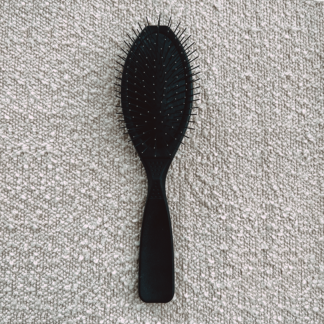 MADAN PIN BRUSH BLACK - PRECIOUS PET