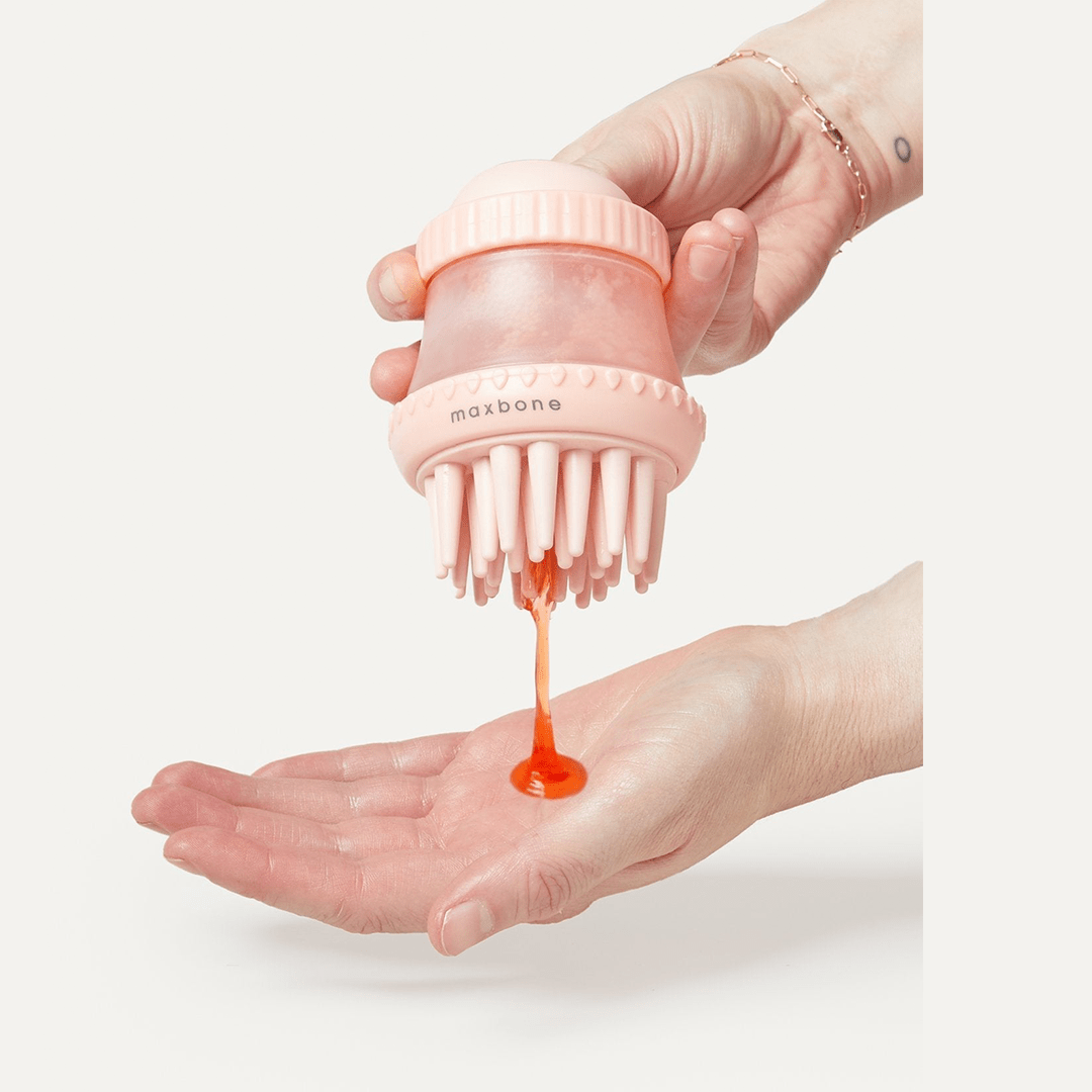SHAMPOO DISPENSING BRUSH - PRECIOUS PET